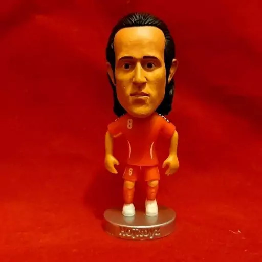 مجسمه کریمی