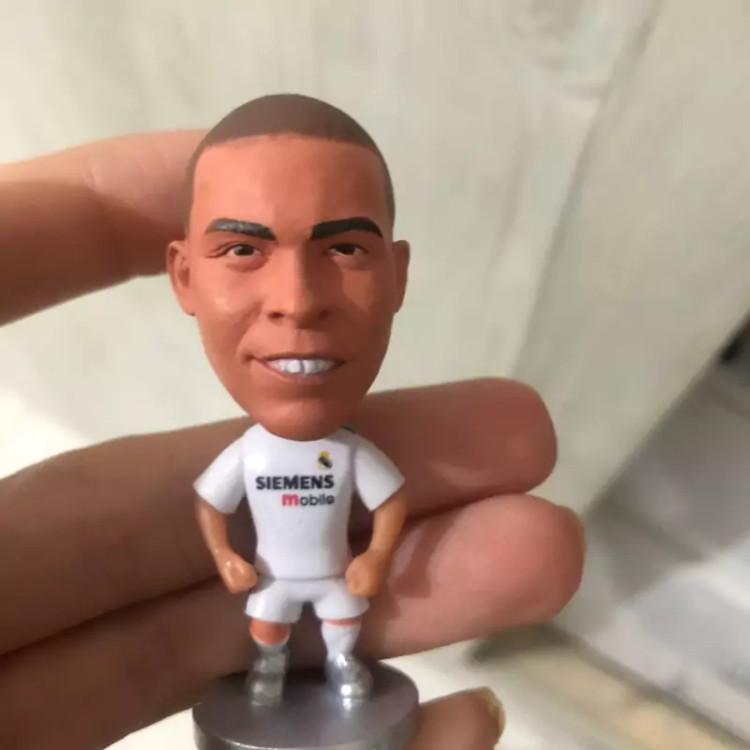 فیگور رونالدو نازاریو