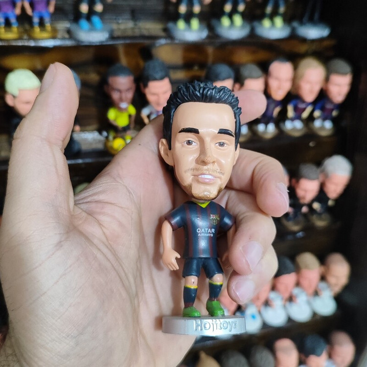 فیگور فوتبالی ژاوی بارسلونا برند هوجی تویز