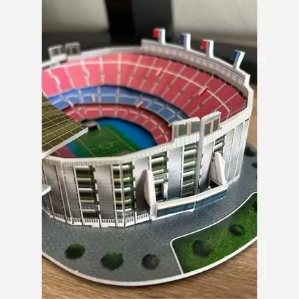 ماکت نیوکمپ