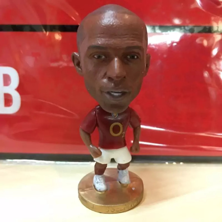 اکشن فیگور فوتبالی هانری