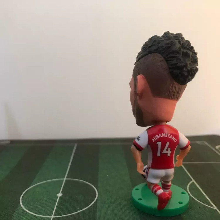 اکشن فیگور فوتبالی اوبامیانگ
