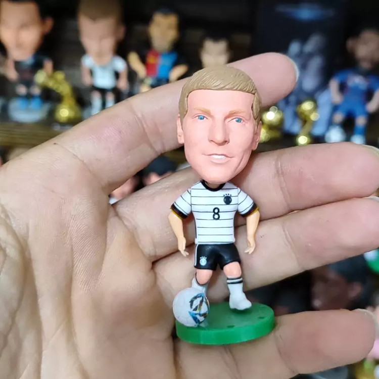 اکشن فیگور تونی کروز ساکروی