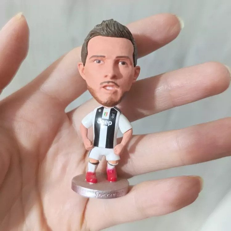 اکشن فیگور پیانیچ ساکروی