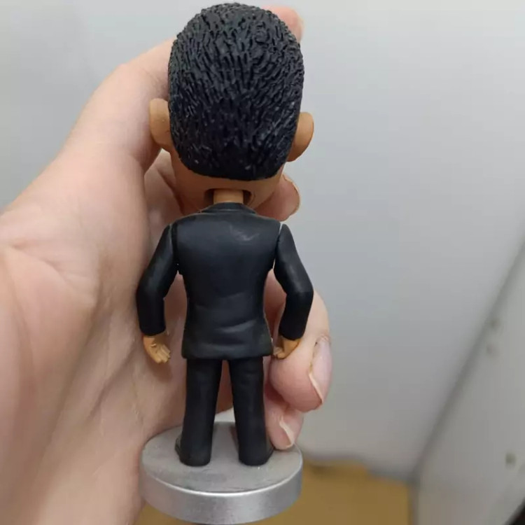 اکشن فیگور فوتبالی علی دایی سرمربیگری برند هوجی تویز