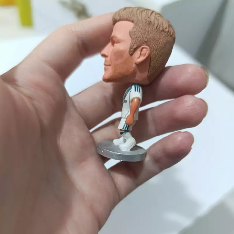 اکشن فیگور دیوید بکهام ساکروی