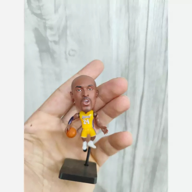 اکشن فیگور کوبی برایانت