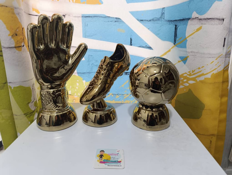 توپ کفش دستکش طلا