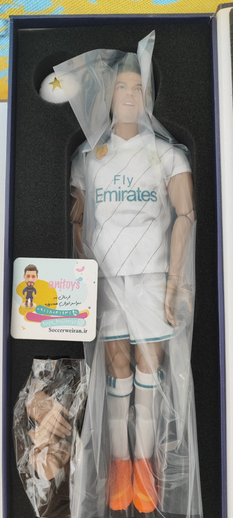 عروسک رونالدو