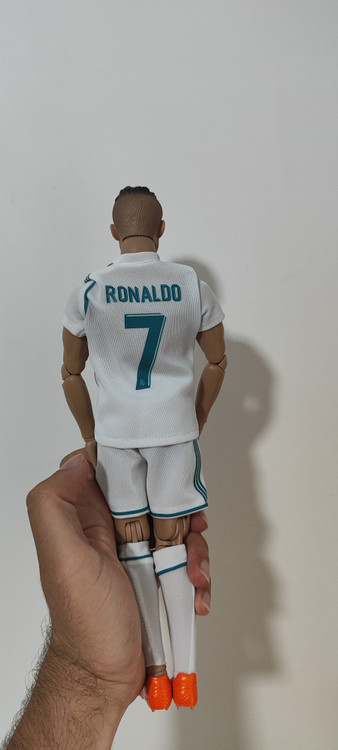 مجسمه رنالدو