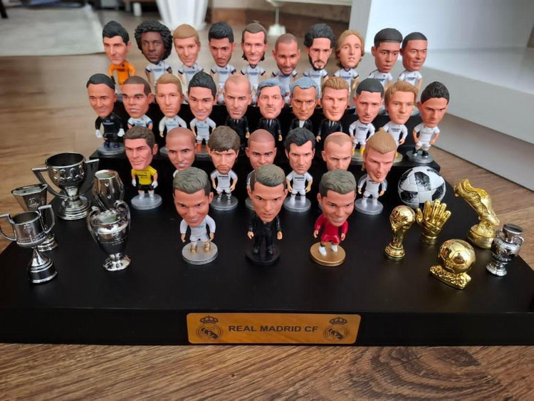 زیر قیمت اکشن فیگور فوتبالی