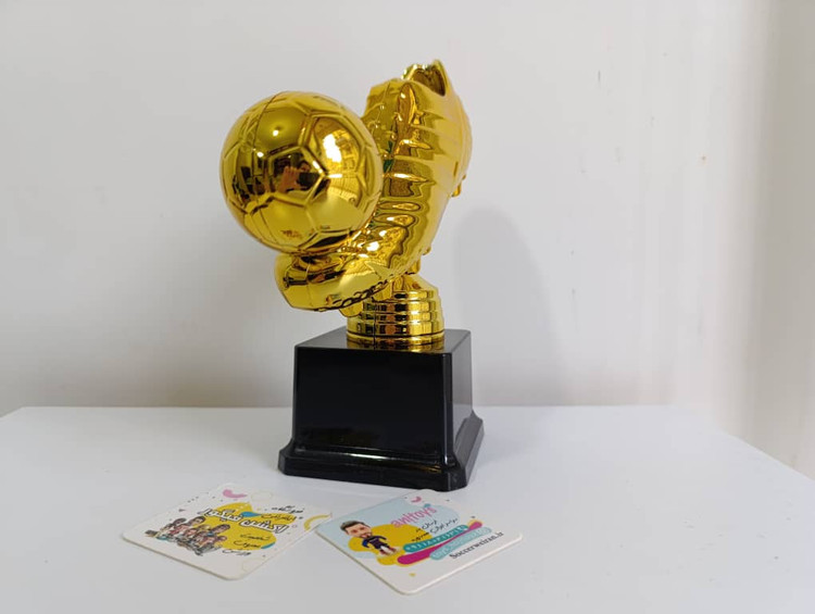 جایزه کفش طلا با توپ