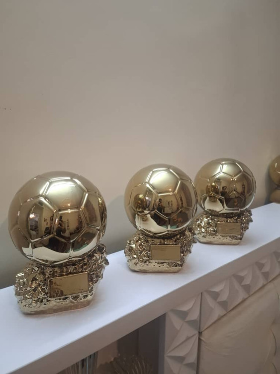 کاپ توپ طلا