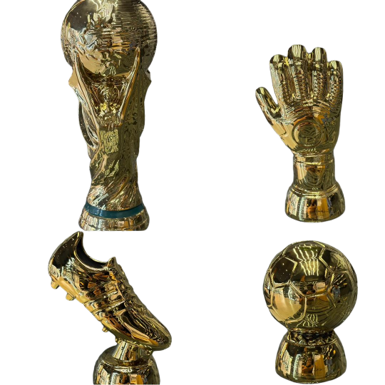 ست چهار عددی توپ طلا کفش طلا کاپ جام جهانی دستکش طلا