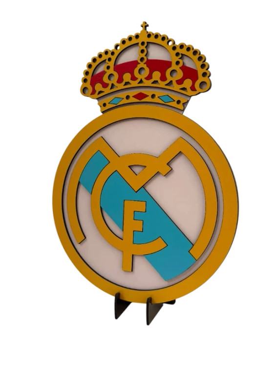 لوگو چوبی تیم رئال مادرید