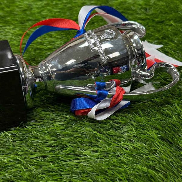 تندیس چومیونزلیگ