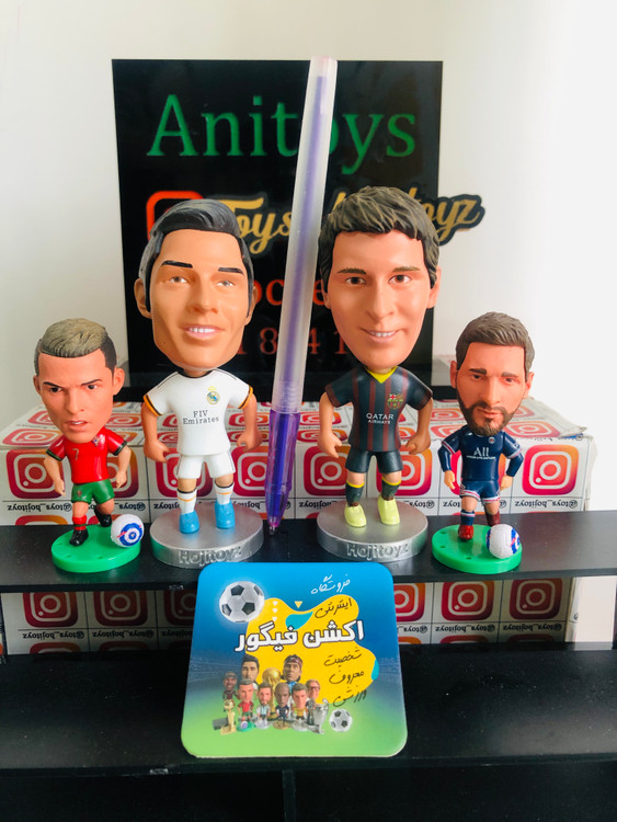 اکشن فیگور فوتبالی ساکروی و هوجی تویز