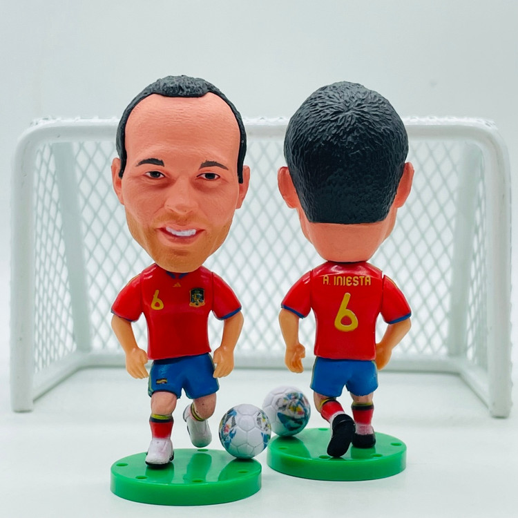 اکشن فیگور ساکروی اینیستا اسپانیا soccerwe