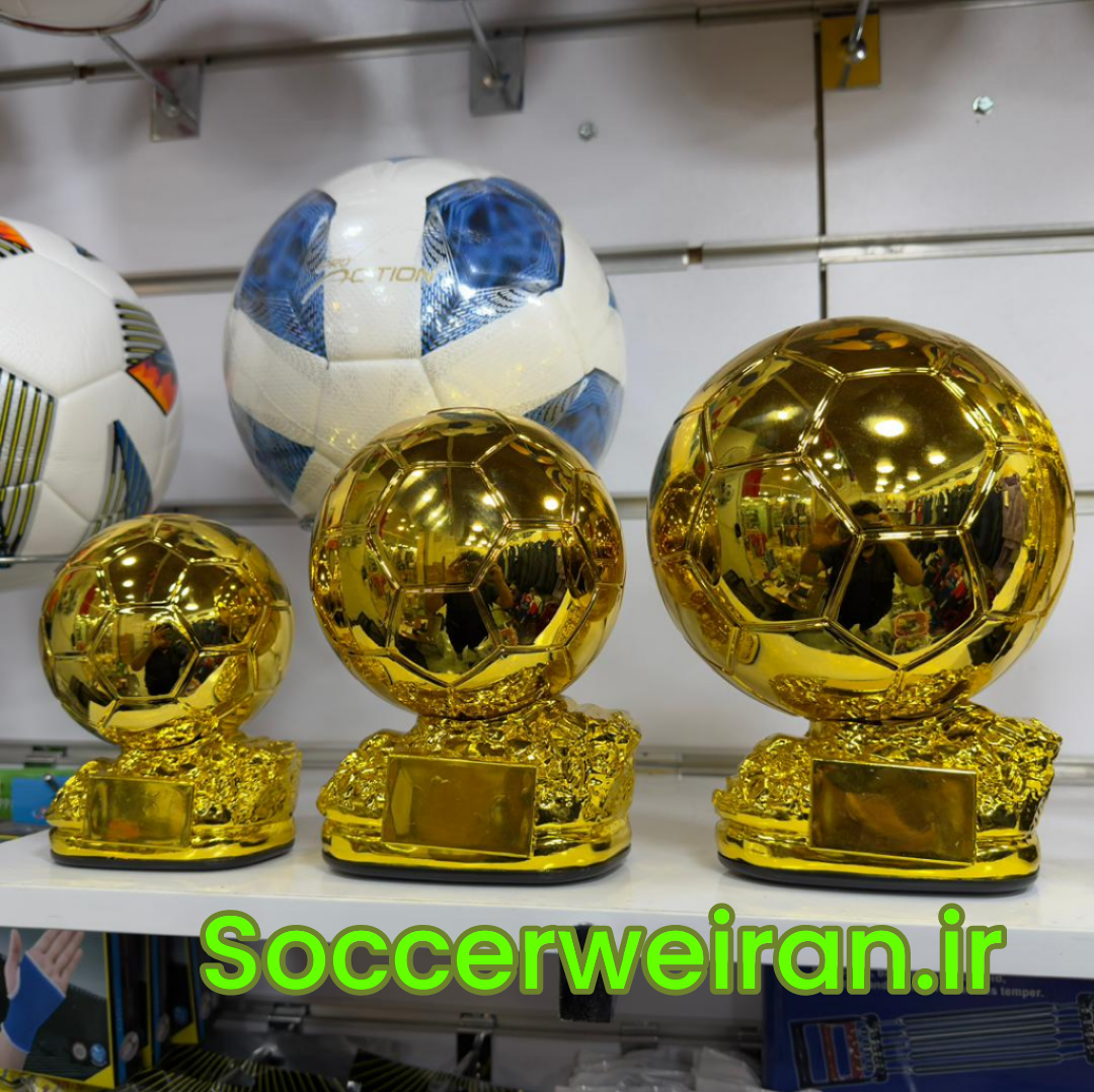 تندیس توپ طلا