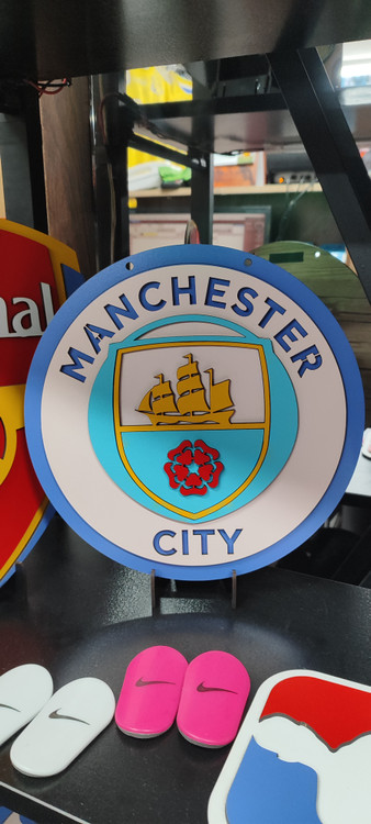 تابلو چوبی لوگو باشگاه منچستر سیتی