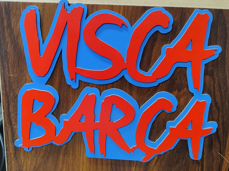 استند چوبی شعار تیم بارسلونا چسبی